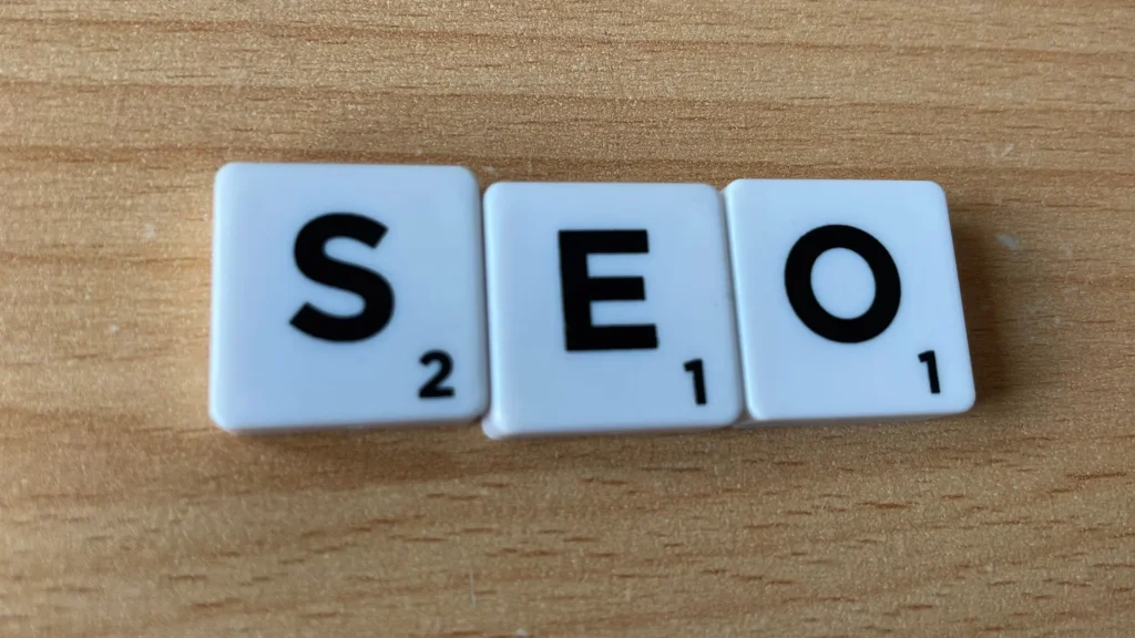 Scrabble tiles spelling out SEO for restaurant online marketing